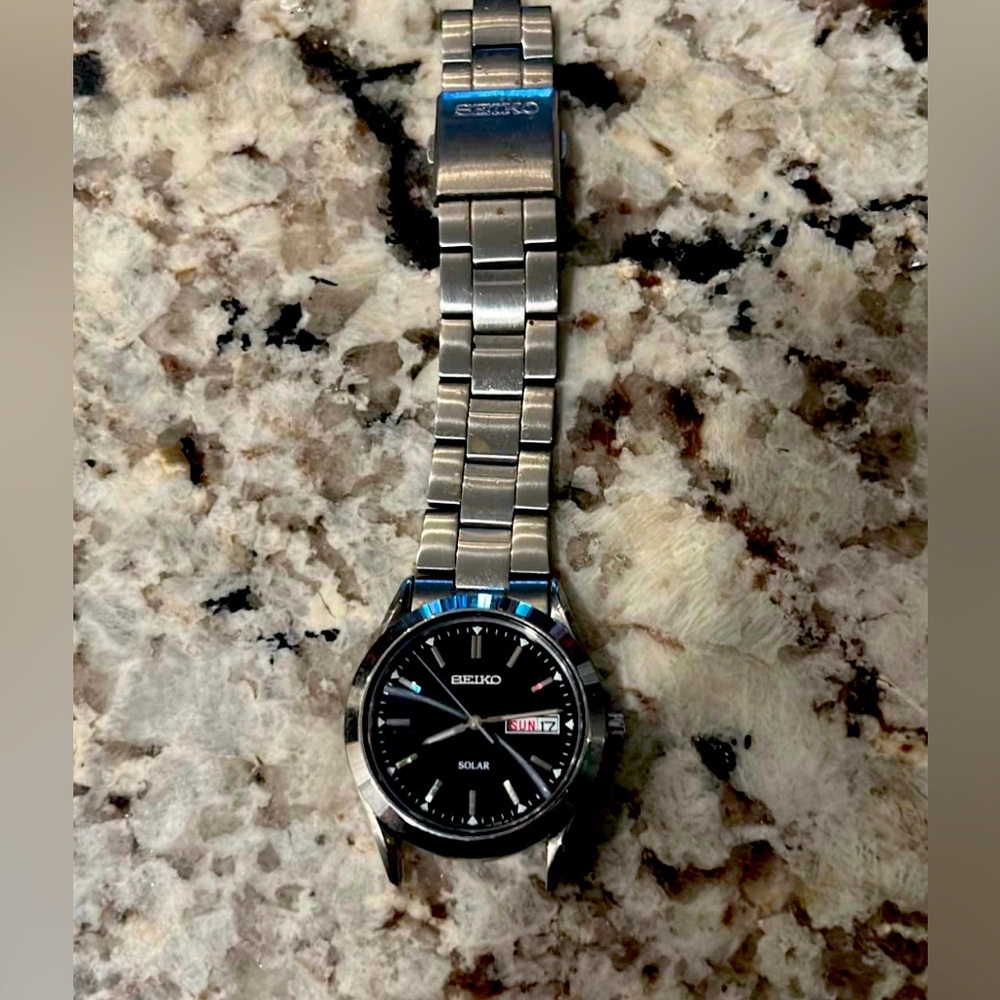 Seiko Solar Stainless Steel Men’s Watch - strap broken